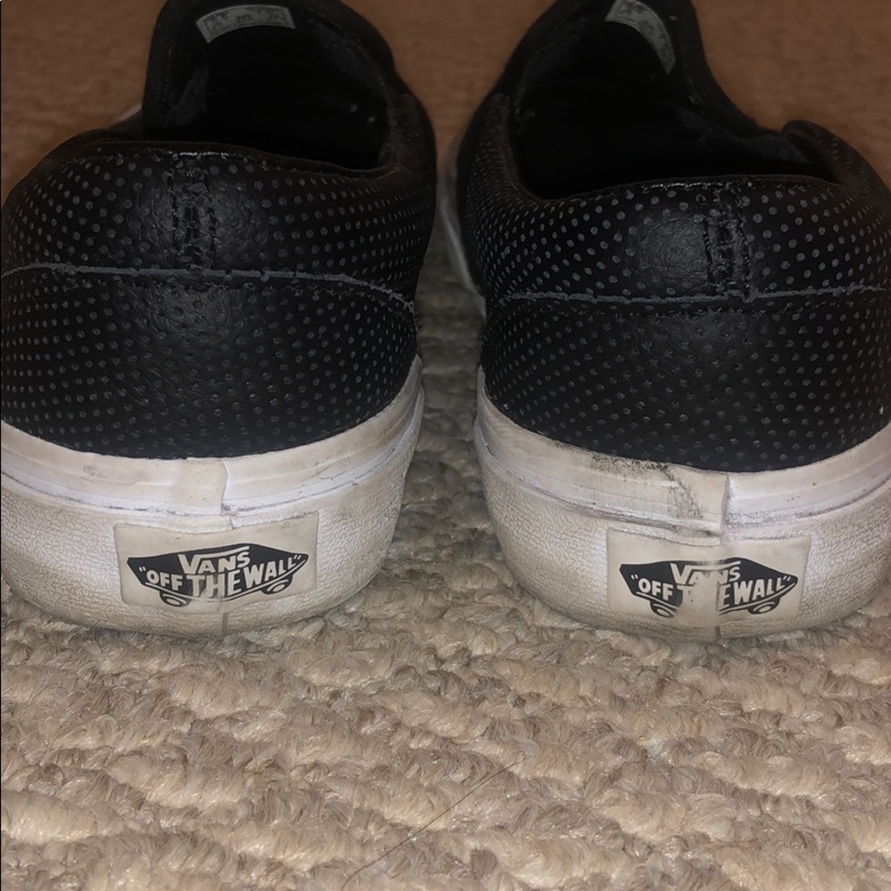 Vans - Picture 5 of 6